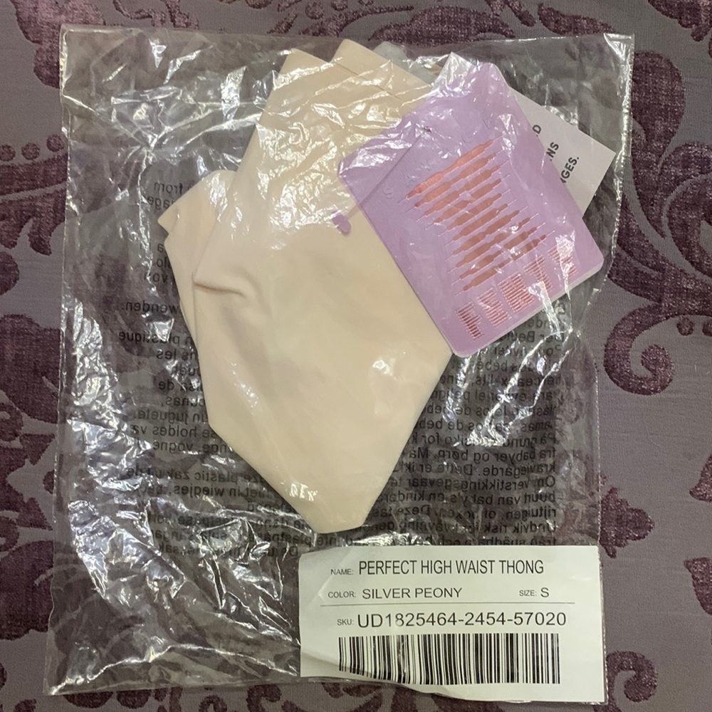 BNWT Savage x Fenty High Waist Microfiber Thong Small
